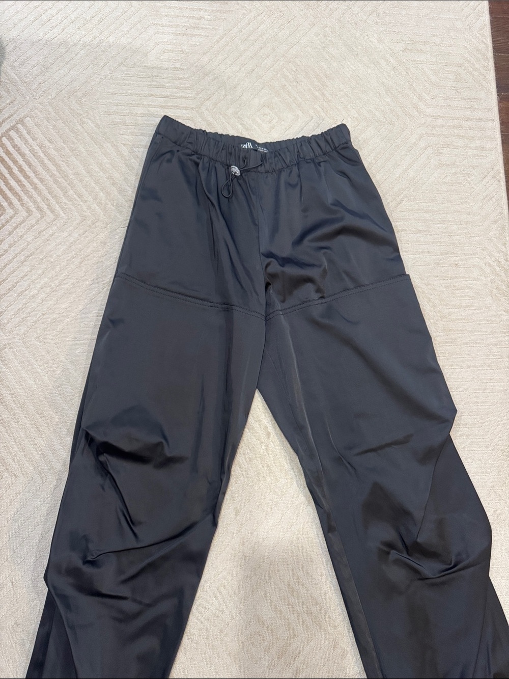 zara satin Black Drawstring Jogger Pants size xs worn once - Picture 2 of 3